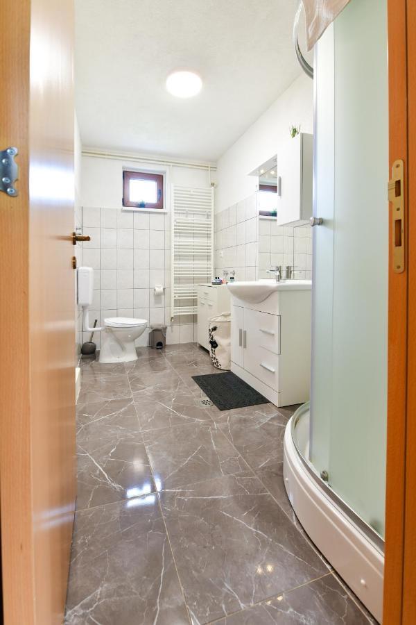 Apartman Plum Plitvice Dreznik Grad Exterior photo